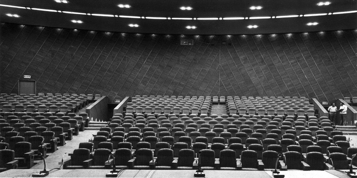 Institutes & Auditoria